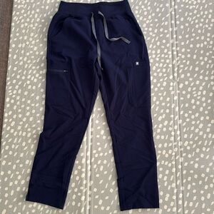 FIGS yola high waisted 2.0 skinny scrub pants- SMALL PETITE, navy